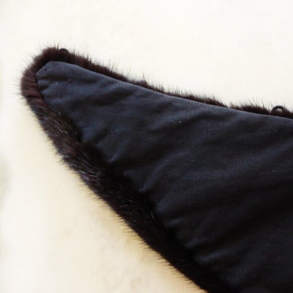 Black Fur Stole Collar - Beautiful, no flaws - Picture 6 of 6